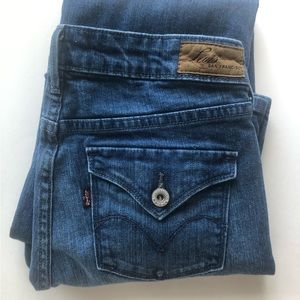 Levi’s Slight Curve Classic Bootcut Jeans Size 28